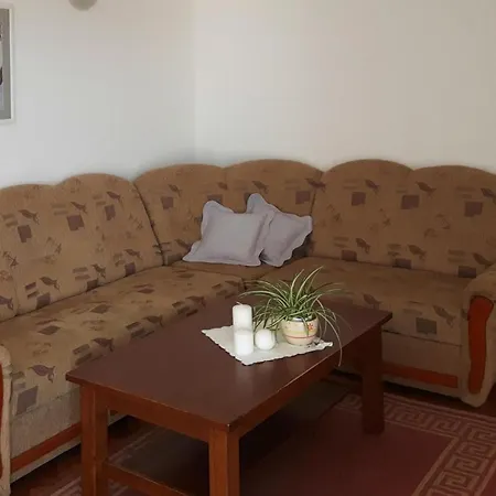Laura - Cdn02085-dyd Appartement *