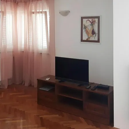 Apartment Laura - Cdn02085-dyd Petrcane